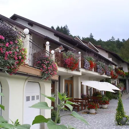 Tourist Farm Pri Andrejevih Narin