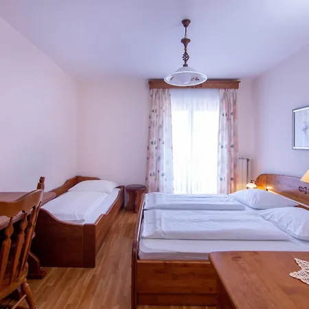 Agroturismo Tourist Farm Pri Andrejevih