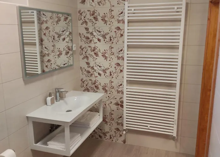 Farm stay Tourist Farm Pri Andrejevih Narin