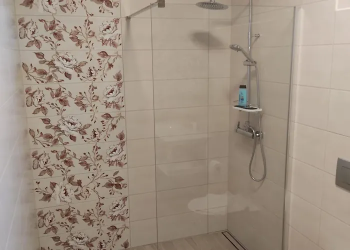 Tourist Farm Pri Andrejevih * Narin