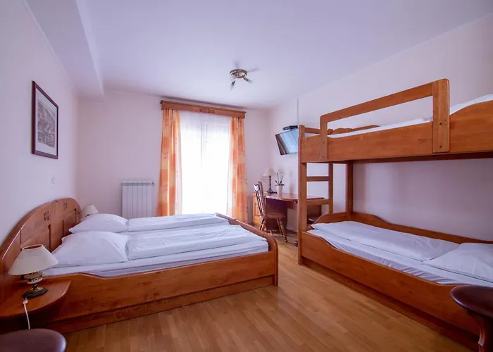 Tourist Farm Pri Andrejevih * Narin